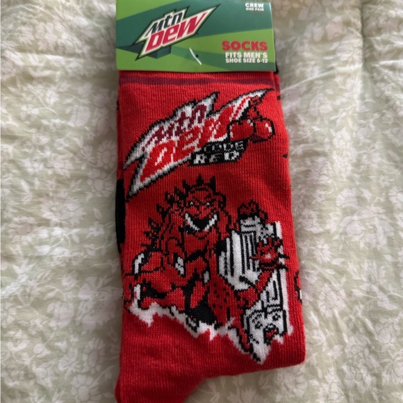 SOCKS 4 FOR 20 BUNDLES OF SOCKS - Picture 4 of 10